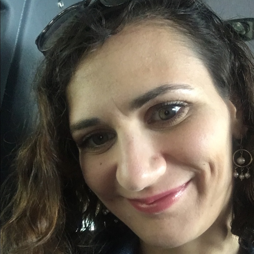 Meet your Posher, Alix